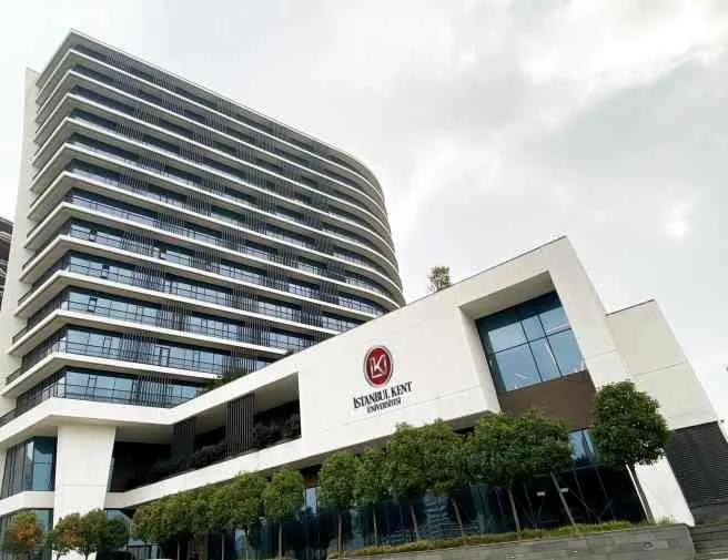 İstanbul Kent Üniversitesi modern eğitim fırsatları sunuyor
